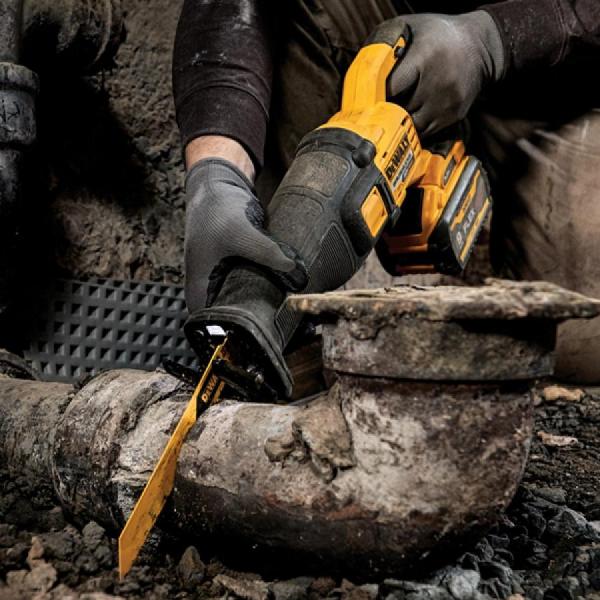 디바이스마트,수공구/전자공구/전동공구 > 전동/엔진공구 > 충전공구 > 충전원형톱/커터,디월트,브러쉬리스 충전 컷쏘 DCS389X2 배터리2개 (60V/3.0Ah),전압 60V MAX / 무부하속도 0-3,000 SPM / 스트로크 길이 26.8mm / 무게 3.5Kg 본체만