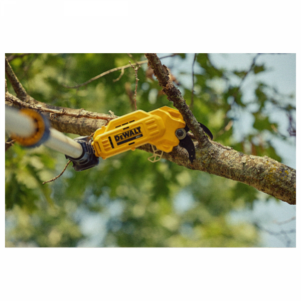 디바이스마트,수공구/전자공구/전동공구 > 전동/엔진공구 > 충전공구 > 충전원형톱/커터,디월트,장대 전지가위 DCMPP569P2 배터리2개 (20V/5.0Ah),전압 20V MAX / 장대 분리 3단 / 날길이 558mm / 절단 길이 최대 38mm / 각도 조절 7단 조절(180° 회전) / 무게 3.3Kg 본체만