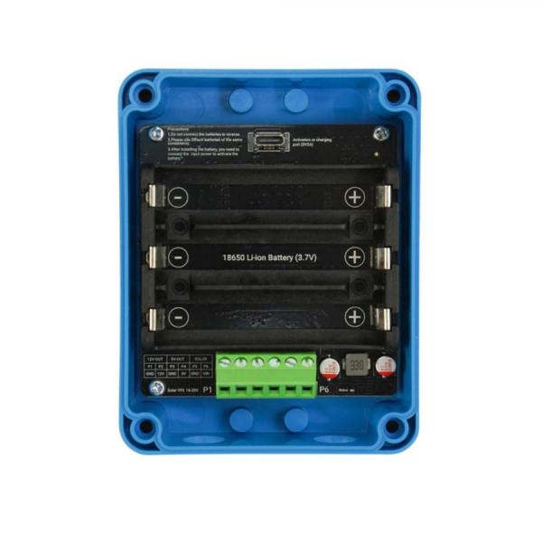 디바이스마트,전원/파워/배터리 > 솔라패널 > 5V,DFROBOT,아웃도어 태양광 키트 - 10W 솔라패널 + 12V / 5V 출력 [KIT0210],야외에서 태양광을 활용해 라즈베리파이, 아두이노, 산업용 센서노드 등 다양한 전자기기에 12V 또는 5V 출력을 제공할 수 있는 키트 / 출력 : 정격 12V/1A, 5V/1A / 방수 / 충전시간(18650 x 3개) : 약 8시간 / 자세한 내용은 상세페이지를 참고해주세요.