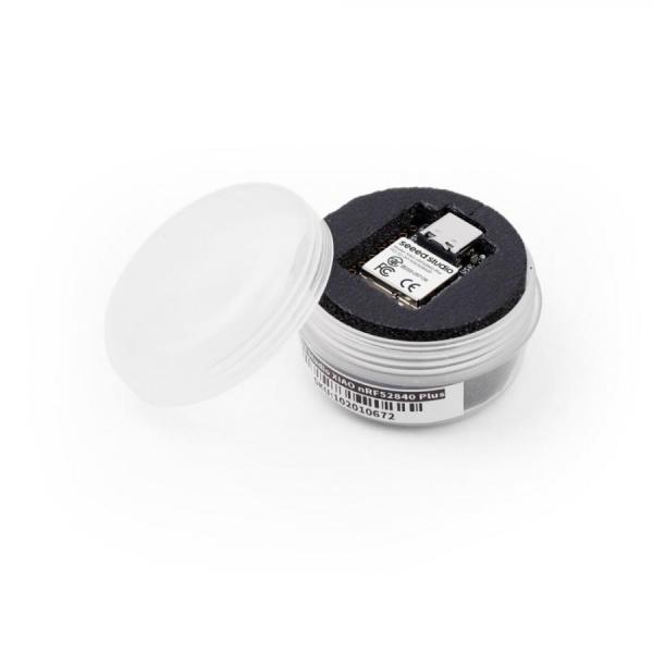 디바이스마트,오픈소스/코딩교육 > 파이썬/IoT 개발 보드 > Seeedstudio XIAO > XIAO 보드,Seeedstudio,Seeed Studio XIAO nRF52840 Plus [102010672],추가 GPIO로 확장성을 강화한 XIAO nRF52840 Plus 버전 / Nordic nRF52840 (BLE 5.0, NFC) 칩셋 탑재 / 9개의 GPIO를 추가하여 더 많은 센서와 액추에이터 연결 가능 / 배터리 충전 회로 내장, 초저전력 구동 / 활용: 고급 웨어러블, 다기능 BLE 컨트롤러, 복합 센서 네트워크