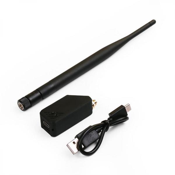 디바이스마트,오픈소스/코딩교육 > 파이썬/IoT 개발 보드 > Seeedstudio XIAO > XIAO 키트/액세서리,Seeedstudio,XIAO ESP32S3 & Wio-SX1262 Kit with 3D case for Meshtastic & LoRa [113110064],ESP32-S3 (240MHz, 듀얼 코어) 통합 / Wio-SX1262 LoRa 모듈 (862-930MHz) / 2~5km 통신 거리 / 2dBi 외부 안테나 지원 / 3D 프린트 케이스 (22x23x57mm, ABS) / -40℃ ~ 100℃ 작동 온도 / Type-C USB, 다중 GPIO/I2C/UART 인터페이스 / Arduino, MicroPython 지원 / LoRaWAN 단일 채널 게이트웨이 기능 / Meshtastic 노드 및 라우터로