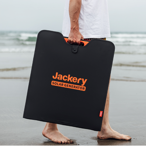 디바이스마트,EV 전기차/캠핑카/그린에너지 > 태양광/그린에너지 > 솔라패널,Jackery,잭커리 SolarSaga 태양광패널 200W,개로전압(Voc): 24.8V / 단락전류(Isc): 11.2A / 작동전압(Vmp): 20V / 작동전류(Imp): 10A / 방수등급: IP68 / 작동 온도: -20~65°C / 접힘 크기: 615×552×40mm / 펼침 크기: 2340×552×25mm / 무게: 6.2kg / USB-A 출력: 5V⎓2.4A / USB-C 출력: 5V⎓3A