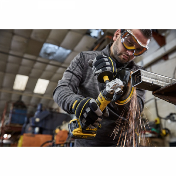 디바이스마트,수공구/전자공구/전동공구 > 전동/엔진공구 > 충전공구 > 충전그라인더,디월트,브러쉬리스 125mm 슈퍼 슬림 그라인더, 패들 스위치 DCG404P2 배터리2개 (20V/5.0 Ah),20V MAX / 무부하회전수 0 - 10,500rpm / 최대출력 760W / 패들스위치 / 스핀들 타입 M10 / 무게 1.5kg 본체만